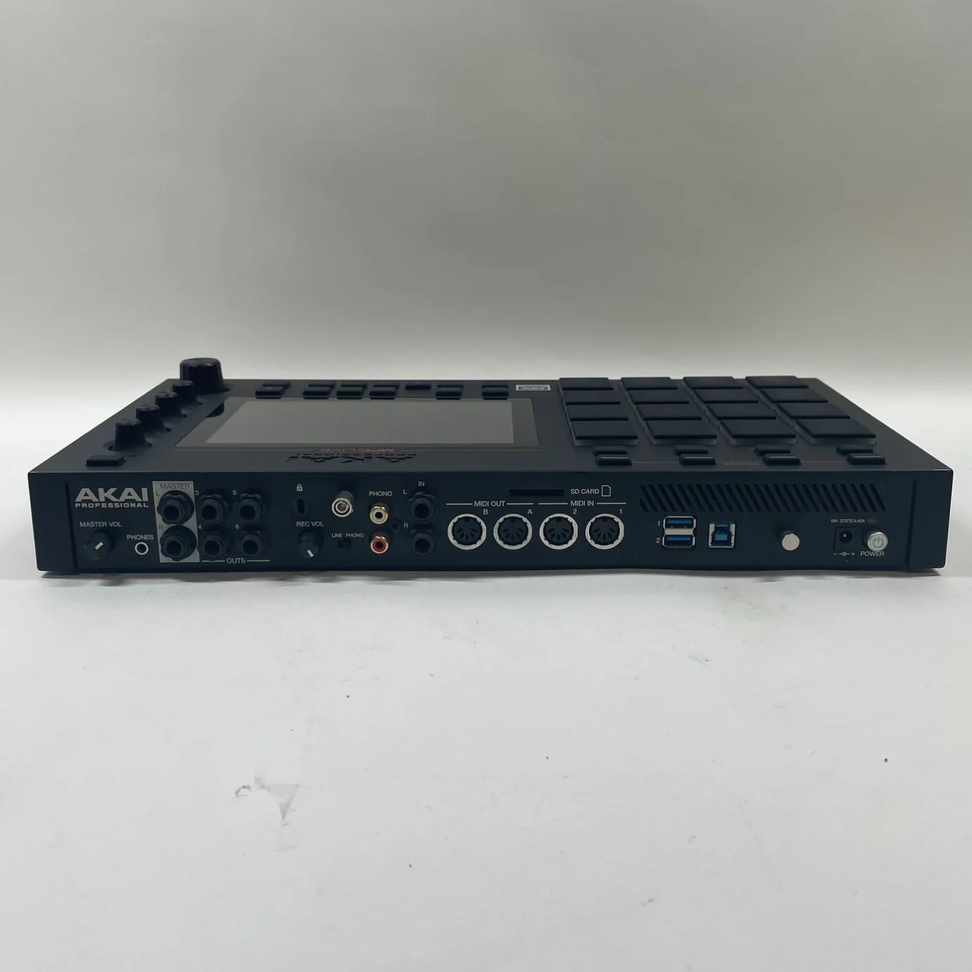 AKAI Professional MPC Live Gen 1 Standalone Music Production Workstation MPCLIVE - Image 3