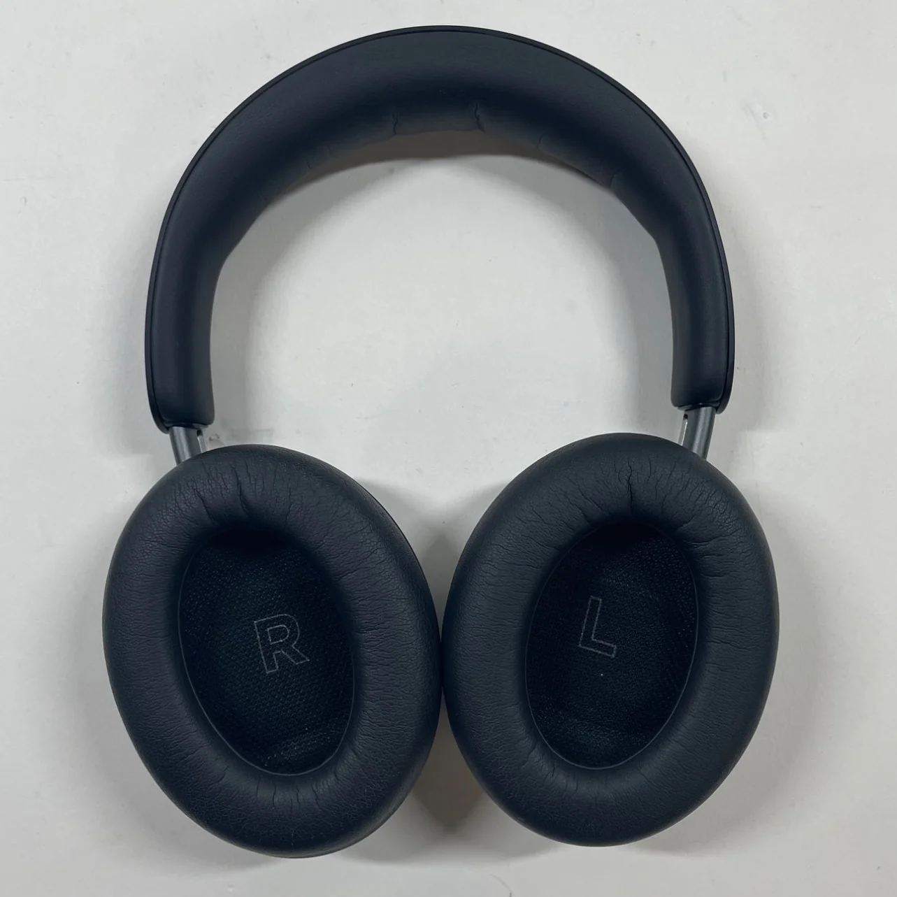 Bose QuietComfort Ultra Over-Ear Noise Cancelling Bluetooth Headphones Black - Image 5