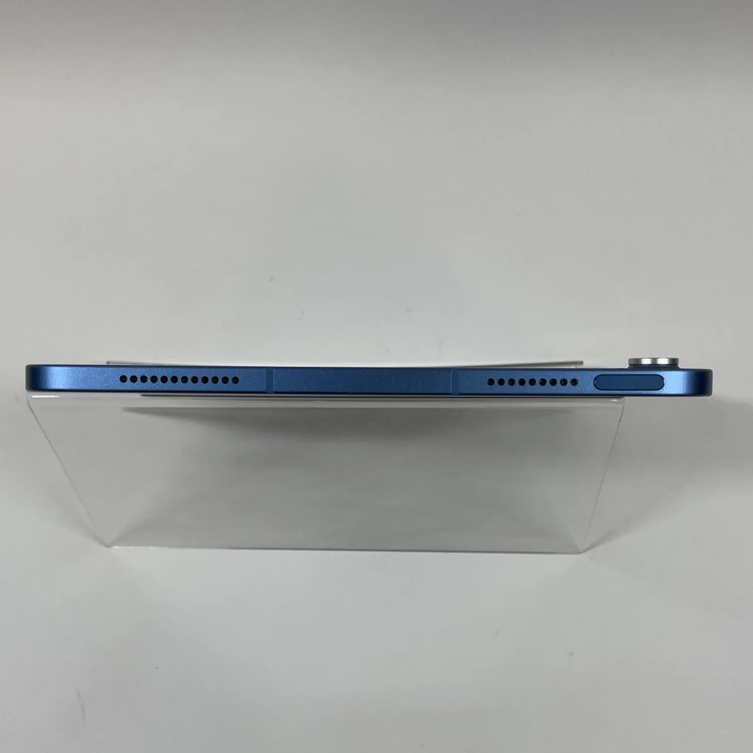 WiFi Only Apple iPad 10th Gen 64GB Blue MQ6K3LL/A - Image 7