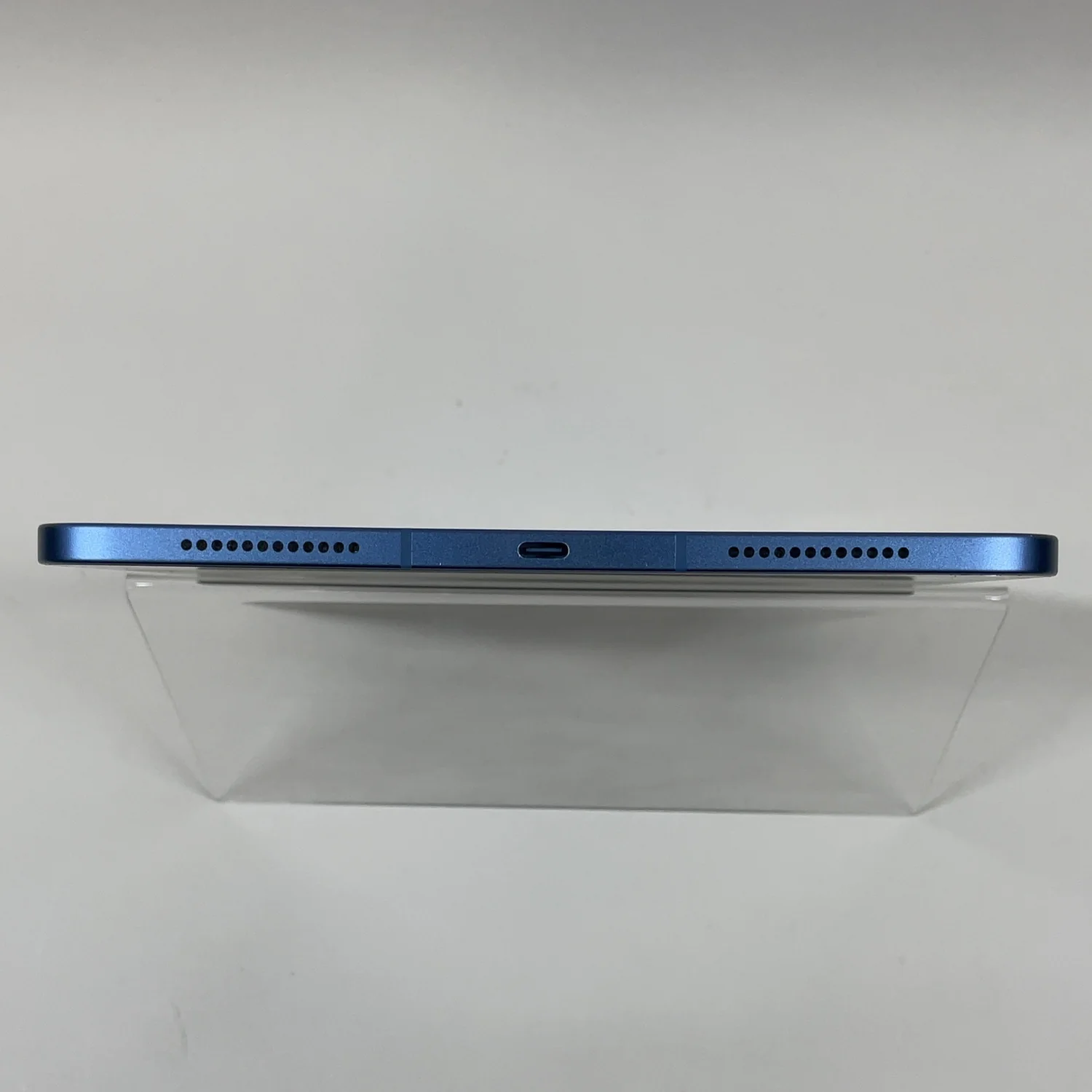 WiFi Only Apple iPad 10th Gen 64GB Blue MQ6K3LL/A - Image 8